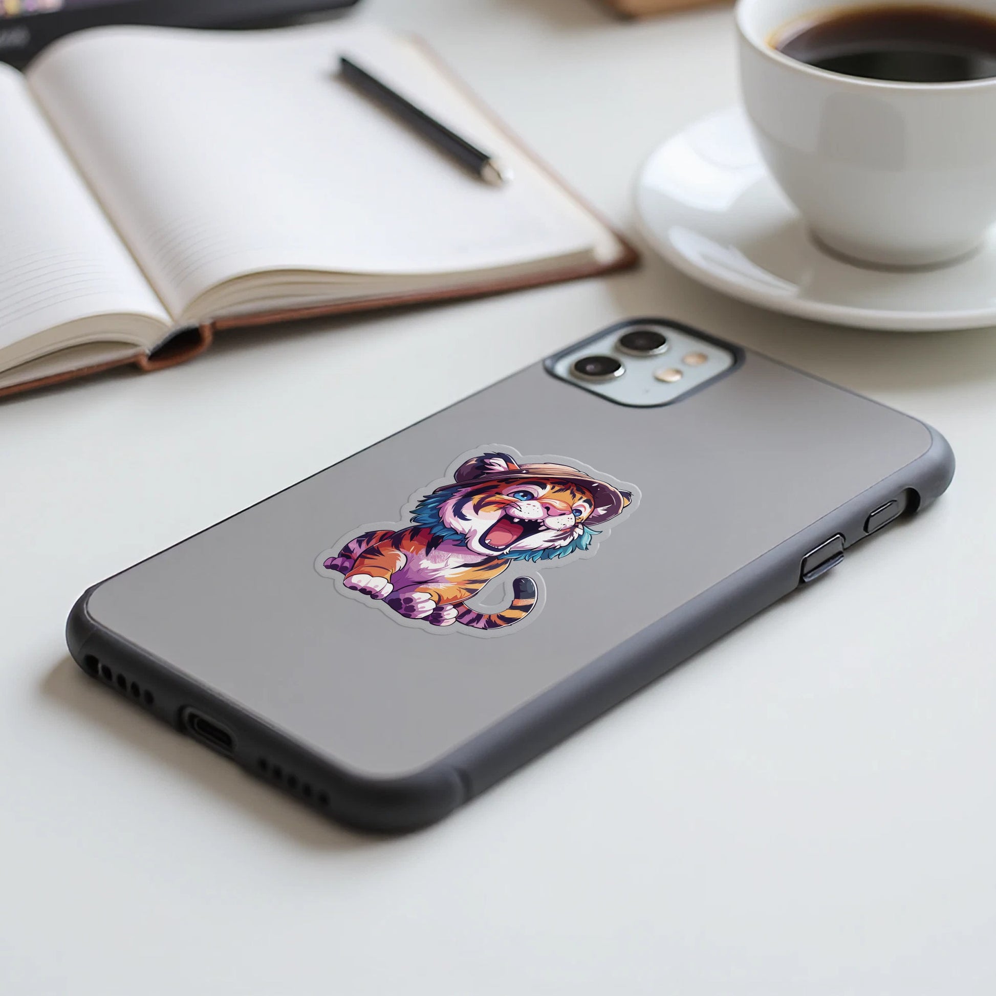 Cute Roaring Tiger Design Smartphone Case product type